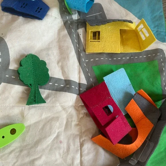 Colorful Kids Felt Town Playset - Multicolor - Picture 3 of 6